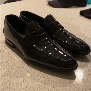 Magnanni patent leather tuxedo slippers